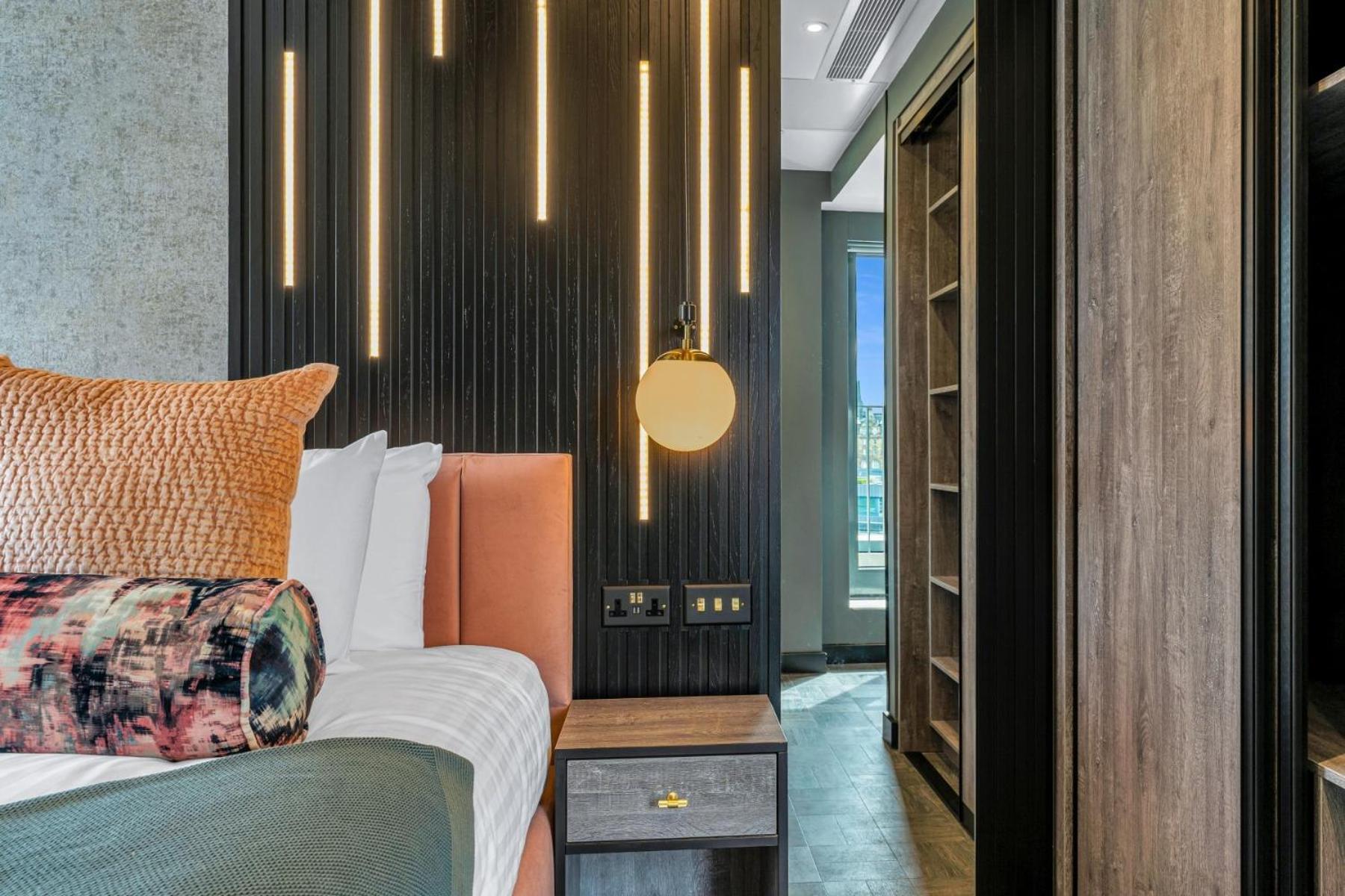 Roomzzz Edinburgh Ngoại thất bức ảnh