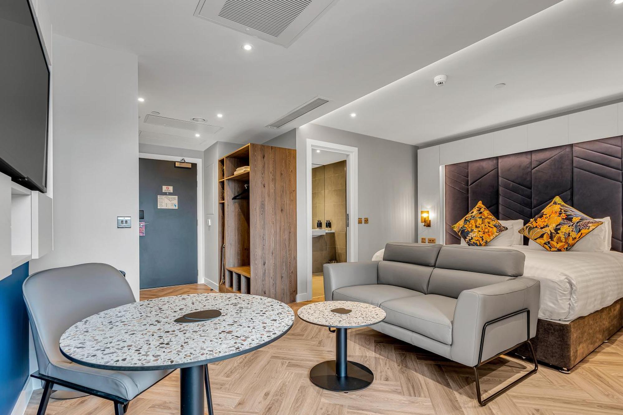 Roomzzz Edinburgh Ngoại thất bức ảnh